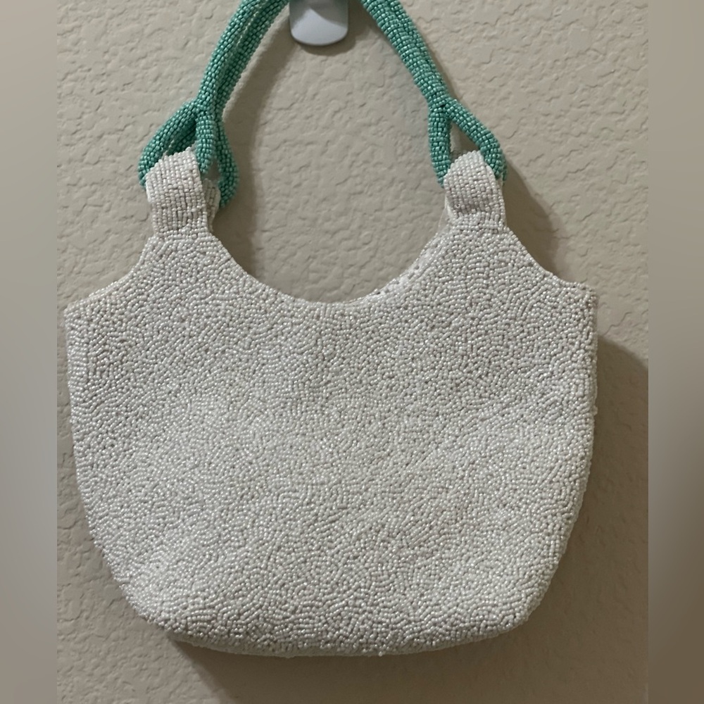 Viral Beaded Sea Turtle Handbag (Handmade) - Picture 7 of 13